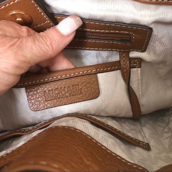 Michael Kors navy large canvas leather tote - Picture 8 of 8